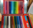 輝柏嘉（Faber-Castell）經(jīng)典油性彩鉛筆彩色鉛筆填色彩 60色+16K細紋230g20頁(yè)繪畫(huà)本 筆115865紅鐵盒裝美術(shù)寫(xiě)生 曬單實(shí)拍圖