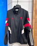 阿迪達(dá)斯 （adidas）三葉草哦男裝 MUFC OG TT 曼聯(lián)足球休閑文化運(yùn)動寬松夾克外套 IS6525 2XL 曬單實拍圖
