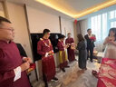 青足衛(wèi)伴郎服裝中式結(jié)婚禮服兄弟團(tuán)迎親服相聲服大褂唐裝套裝秋冬男 酒紅色刺繡款【眼鏡玫瑰花】 XL 140-160斤 曬單實(shí)拍圖