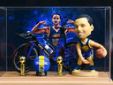 minispace籃球公仔nba周邊球星科比手辦詹姆斯庫里手辦新年情人節 庫里12cm+單車(chē)實(shí)木展示盒 曬單實(shí)拍圖