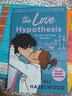 北美晉江文學(xué)小說(shuō)系列 愛(ài)情假說(shuō) 愛(ài)的記憶 Love on the Brain The Love Hypothesis 浪漫愛(ài)情故事 英文原版 文學(xué)小說(shuō)  綠山墻 北美晉江文學(xué)小說(shuō)系列 2冊(cè) 曬單實(shí)拍圖