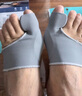 Barbenny 日本腳趾矯正器大腳骨拇指外翻矯正母指分趾器護(hù)理套成人可穿鞋 曬單實拍圖