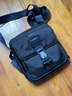 途明（TUMI）ALPHA BRAVO斜挎包手機包休閑單肩旅行隨身小包七夕情人節禮物 0232709D黑色 曬單實(shí)拍圖