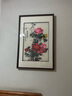 祺匠屋 湘繡客廳畫(huà)牡丹花開(kāi)富貴刺繡畫(huà)成品有框豎掛畫(huà)新中式客廳背景墻花卉掛畫(huà)玄關(guān)過(guò)道壁畫(huà)蘇繡裝飾畫(huà) 純手工裱框（富貴吉祥） 實(shí)木框：寬55*高80厘米 曬單實(shí)拍圖