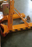 耐賓 油桶夾具叉車(chē)鷹嘴鐵塑重型油桶夾卸桶器雙桶油桶夾子夾具抓桶器 【中型】?jī)赏八膴A【載重850KG】 曬單實(shí)拍圖