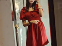 依伊純連衣裙女2024夏季新款法式氣質(zhì)方領(lǐng)木耳邊泡泡袖小個子收腰顯瘦裙 紅色 L 曬單實拍圖