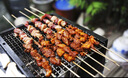 禧寧堡寧夏鹽池灘羊肉現(xiàn)殺手工牛羊肉串新鮮羔羊腿肉烤肉串戶外燒烤食材 牛肉串120串1500g 曬單實(shí)拍圖