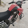 適用于豪爵dks150摩托車(chē)油箱套DKS油箱皮套HJ150-21加厚油箱包 黑紅搭配帶側帶標志1 曬單實(shí)拍圖