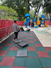 珈柔室外防水幼兒園運(yùn)動(dòng)戶外橡膠地板游樂場(chǎng)地膠健身房地墊塑膠跑道 無味水泡不變形50*50*1.5cm 曬單實(shí)拍圖