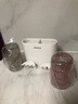 ecoco意可可電動(dòng)牙刷架置物架免打孔壁掛漱口杯套裝吸壁式牙膏收納盒擠牙膏器 2杯架 曬單實(shí)拍圖
