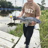 迎科日本超柔軟釣魚線主線強(qiáng)拉力尼龍線臺釣路亞不打卷子線進(jìn)口高端線 102米軟金絲 【2組-拉力強(qiáng)勁】 7.0【進(jìn)口無損原絲】 曬單實拍圖