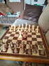 御圣 國(guó)際象棋大號(hào)實(shí)木花梨木黃楊木棋子木制棋盤比賽用棋亞運(yùn)會(huì)同款 (金花梨)棋子+草花梨木棋桌 曬單實(shí)拍圖