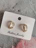 遇上佳人 貝殼耳釘女氣質(zhì)小眾耳環(huán)夏季時(shí)尚輕奢耳飾品簡(jiǎn)約大氣百搭款 貝殼C形耳釘 曬單實(shí)拍圖