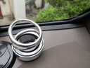車格仕 雙環(huán)懸浮太陽(yáng)能自動(dòng)旋轉(zhuǎn)汽車香水?dāng)[件 車載香薰汽車用品車內(nèi)飾品大全黑科技 銀色 配3片不同味的香薰片 曬單實(shí)拍圖