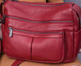 北狐真牛皮多層包女真皮斜挎包女大包大容量頭層牛皮百搭中年純皮女包 酒紅色 大號升級牛皮 曬單實(shí)拍圖