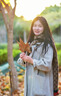 MITHAOL KUSC圍巾女C字母2025新款秋冬披肩女士保暖圍脖生日禮物送媽媽米色高檔禮盒裝 曬單實(shí)拍圖