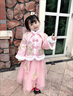艾諾輪女孩過(guò)年衣服套裝女童新年漢服冬季兒童拜年服旗袍加厚冬裝款喜慶中國風(fēng)寶寶唐裝加絨保暖防寒仙女飄逸 2059櫻花色加絨+頭飾+眉心貼 160建議身高150-160CM左右 12-13歲 曬單實(shí)拍圖