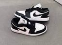 耐克（NIKE）AJ1女子運動鞋刺繡板鞋 AIR JORDAN 1 LOW DC0774-101 42.5 曬單實拍圖