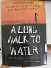 現(xiàn)貨 漫漫求水路 A Long Walk to Water 曬單實(shí)拍圖