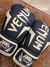 VENUM ELITE BOXING GLOVES毒液精英系列拳擊手套散打拳套專(zhuān)業(yè)比賽拳 藍色 10OZ 曬單實(shí)拍圖