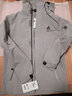 七匹狼外套男秋季連帽防風(fēng)衣男裝短款運動(dòng)夾克男式衣服韓版茄克衫上衣潮 005淺灰色 均碼 170/92A/M 曬單實(shí)拍圖