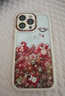 英凱倫  蘋(píng)果16promax手機殼鏡頭全包防摔iphone15個(gè)性精美卡通草莓熊透明奶油硅膠時(shí)尚高端男女款保護套 古董白-草莓熊公仔 iPhone15promax 曬單實(shí)拍圖