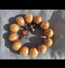 老蔣根雕金絲楠手串小葉楠爆滿(mǎn)水波龍膽紋黃料佛珠高油密送禮文玩 1.5 曬單實(shí)拍圖
