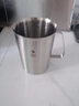 三四鋼加厚304不銹鋼量杯帶刻度奶茶20001000廚房烘焙大容量計量杯 德式量杯：2000ml(有logo) 曬單實(shí)拍圖