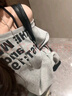 DXOT美式慵懶風字母斜肩長袖衛(wèi)衣女春秋灰色小眾寬松顯瘦甜辣露肩上衣 花灰色【版】  M 80-100斤 曬單實拍圖
