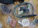 鞏家文玩 小型砂帶機微型迷你電動(dòng)DIY拋光機打磨機定角磨刀機臺式 795無(wú)級調速版+砂輪+鉆夾頭+軟軸 曬單實(shí)拍圖