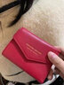絲芙倫2026新款韓版超薄真皮小錢(qián)包女短款錢(qián)夾休閑軟皮卡包駕駛證包皮夾 玫紅色 曬單實(shí)拍圖