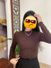 憨小二長(cháng)袖t恤女新款洋氣寬松上衣打底衫韓版修身百搭女裝秋冬季T恤圓領(lǐng) 正肩百搭長(cháng)袖T恤【深咖  L】 曬單實(shí)拍圖