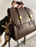 袋鼠背包女雙肩包小眾設計包包情人節潮學(xué)生時(shí)尚多用手提學(xué)院風(fēng)書(shū)包 棕色帶掛件 曬單實(shí)拍圖