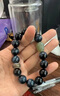 鉑帝亞藍虎眼石手鏈男女本命年六字真言貔貅虎睛石手串 12mm 曬單實(shí)拍圖