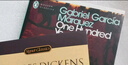 百年孤獨 英文原版 馬爾克斯 諾獎作品 One Hundred Years of Solitude 搭霍亂時(shí)期的愛(ài)情 長(cháng)日將盡 追風(fēng)箏的人 小婦人 飄 簡(jiǎn)愛(ài) 曬單實(shí)拍圖