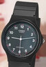 卡西歐（CASIO）小黑表男女經(jīng)典簡潔情侶大表盤MW-240-1B/7B/4B/1E/1E2/7E 石英表 MQ-24-1B黑底白字 【附加貼膜】 曬單實拍圖