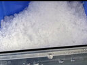 艾格威美雪花制冰機商用全自動(dòng)顆粒制冰機實(shí)驗室海鮮火鍋三文魚(yú)刺身冰盤(pán)碎冰機 45公斤/天（實(shí)驗室/私人會(huì )所） 曬單實(shí)拍圖