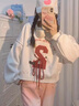 LPOX學(xué)院風(fēng)刺繡白色短款套頭衛(wèi)衣女2024春季新款寬松綁帶設(shè)計小眾上衣 白色 春秋薄款 S 建議[60-85]斤 曬單實拍圖