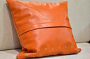 胡茲華格意大利進(jìn)口半飽式真皮抱枕頭層牛皮沙發(fā)抱枕懶人靠枕車(chē)用抱枕高端 氣眼透氣款?lèi)?ài)馬仕橙 40*40cm配50%半鵝絨+50%半鵝毛 曬單實(shí)拍圖
