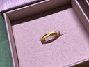 六福珠寶 囍愛系列足金相伴黃金戒指情侶結(jié)婚對(duì)戒款單只 計(jì)價(jià) 001081MA 20號(hào)-6.32克(含工費(fèi)506元) 男款 曬單實(shí)拍圖