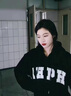 矜持范單/套裝春秋薄款衛(wèi)衣女學(xué)生寬松顯瘦+休閑褲穿搭運(yùn)動(dòng)套裝女 052黑色衛(wèi)衣+深灰褲子_不加絨- S _[60-85斤內(nèi)] 曬單實(shí)拍圖