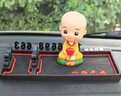 小喜鵲 車(chē)載手機支架 多功能汽車(chē)防滑墊 車(chē)用擺件置物墊 汽車(chē)臨時(shí)停車(chē)號碼牌 車(chē)內中控臺儀表臺裝飾用品 一路平安款+平安和尚 曬單實(shí)拍圖