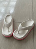 卡帝樂(lè )鱷魚(yú)拖鞋女士人字拖外穿夾腳休閑沙灘鞋涼拖鞋子女 1480 白粉 38-39 曬單實(shí)拍圖