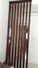 澄軒無(wú)損安裝客廳屏風(fēng)隔斷裝飾簡(jiǎn)約現代實(shí)木立柱間廳進(jìn)門(mén)玄關(guān)背景墻 免打孔實(shí)木立柱隔斷 木方粗約5*7cm 曬單實(shí)拍圖