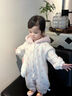 班喜迪嬰兒衣服秋冬女寶寶連體衣公主洋氣外出服嬰幼兒薄絨連帽哈衣春秋 米色 90cm 曬單實(shí)拍圖