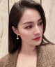 初凰品牌輕奢珍珠耳飾耳環(huán)女氣質(zhì)耳扣耳釘2024新款輕奢感小眾設(shè)計送女 金色字母珍珠耳環(huán) 925銀針 不易 曬單實拍圖
