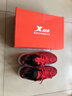 特步男鞋本命年紅色跑步鞋夏季網(wǎng)面透氣休閑鞋子男輕便運動(dòng)鞋減震飛織 紅黑 43 曬單實(shí)拍圖