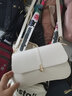 鋒上時(shí)尚新款街頭潮流枕頭包女士單肩斜跨包鎖扣手提包 【乳白色】 曬單實(shí)拍圖