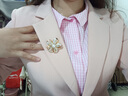 法蔻胸針女輕奢彩帶胸花高級感開(kāi)衫別針簡(jiǎn)約絲巾扣生日禮物送老婆 黃金色【順豐空運，代寫(xiě)賀卡】 曬單實(shí)拍圖