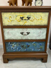 卡梵羅（KAFANLUO）歐式玄關(guān)柜臺美式斗柜彩繪實(shí)木裝飾柜收納落地柜子走廊柜復古家具 A款四斗柜 棕+藍繪花96*40*91cm 曬單實(shí)拍圖